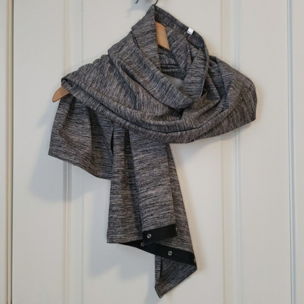 Lululemon Vinyasa Scarf